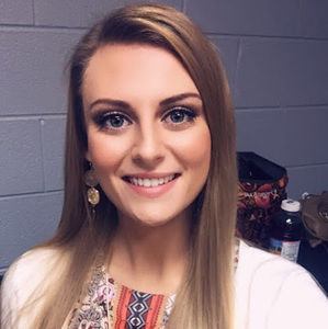 Meet your Posher, Casey